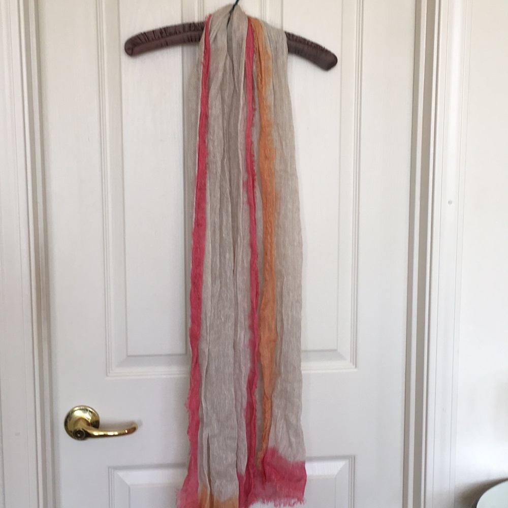 New scarf - Picture 3 of 5